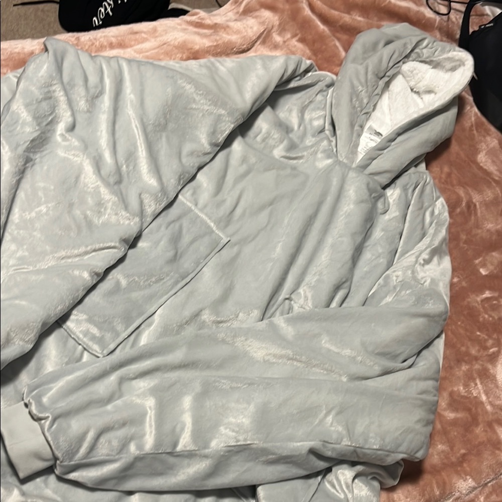 Cozy Gray Hooded Sweatshirt, never worn and one size fits all